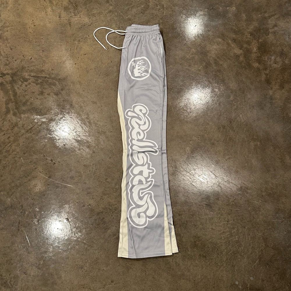 HELLSTAR FLARE SWEATPANTS